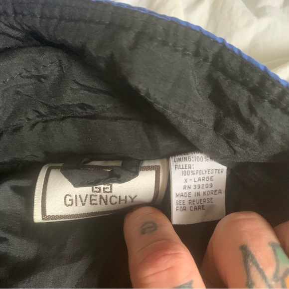 Vintage 80s/90s Givenchy winter jacket. EUC. Xl oversized - Picture 10 of 12